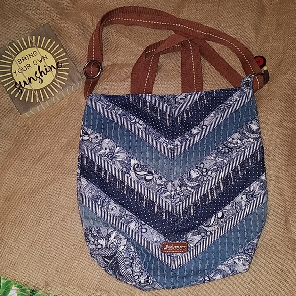 Sakroots Handbags - NWOT Sakroots Purse, Blue & White Print